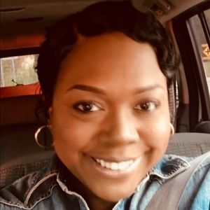 Meet your Posher, Ansley